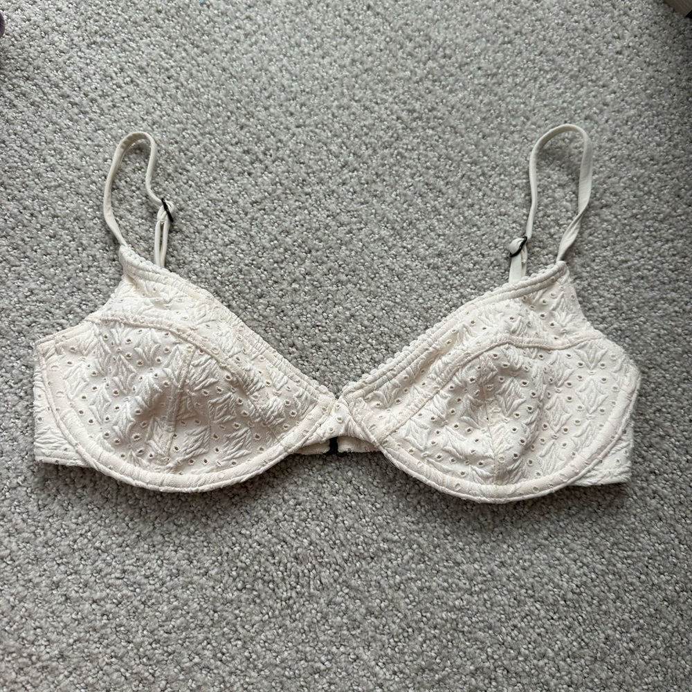 Women’s billabong bikini top